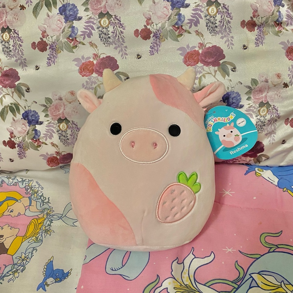 Squishmallow reshma